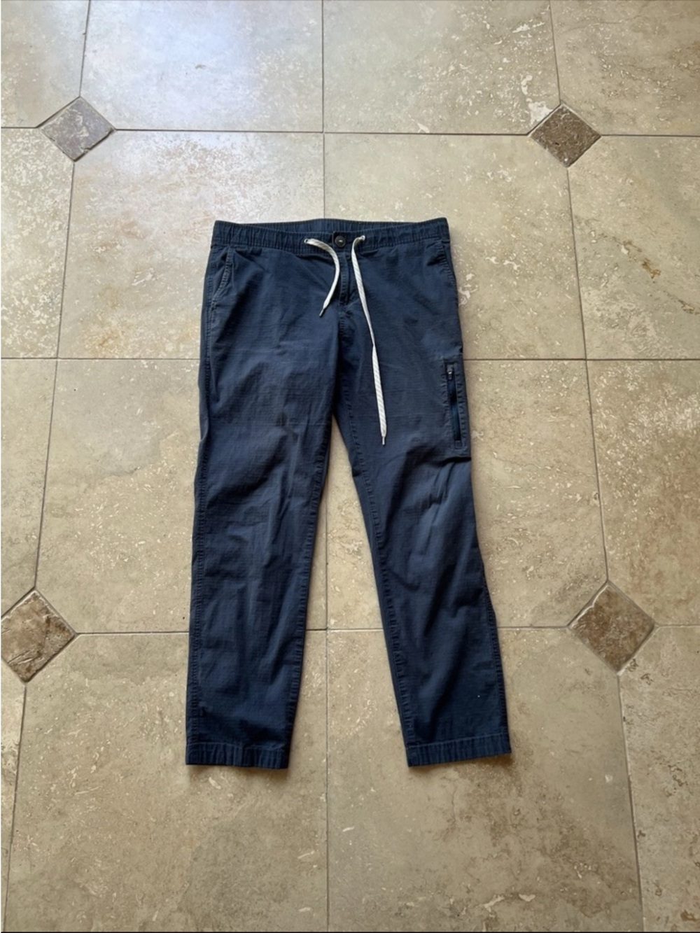 Vuori Women's Blue Riptstop Jogger Pants Size Large